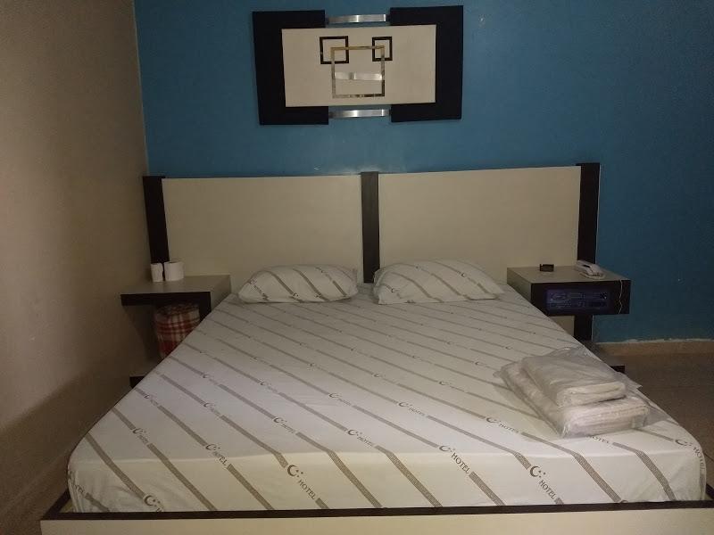 Hotel Flex In Осаску Екстериор снимка